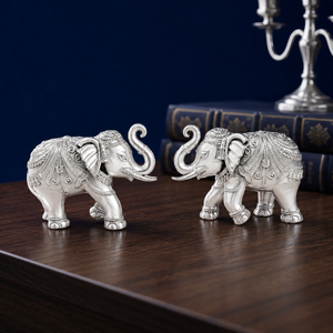 Par de Figuras de Elefante con Trompa Plateadas en Plata 999, 100% Latón, 2.5 × 2.2 × 3.2 cm, 70 g, Hathi Jodi Murti para Puja, Decoración y Regalos - Product Image 1