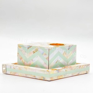 Brûleur d'encens carré artisanal en bois d'Oud indien avec incrustation de nacre, pour aromathérapie, Mabkhar, décoration de mariage - Product Image 6