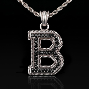 Collar con colgante de letra inicial personalizada con diamantes cultivados en laboratorio, amuleto unisex, joyería fina. - Product Image 3