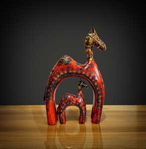 Juego de Caballo Madre e Hijo de Madera Hecho a Mano |   Par de Figuras de Caballos Pintadas Étnicas |   Pieza Decorativa Artesanal India - Product Image 2