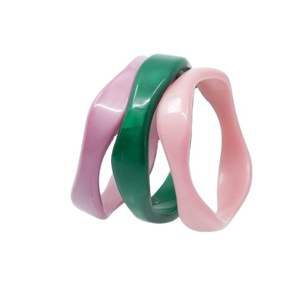 ชุดกำไลข้อมืออะคริลิคเรซิ่นคุณภาพวินเทจ น่ารัก สีชมพู สีเขียว ดีไซน์เก๋ไก๋ทันสมัย เหมาะสำหรับทุกเพศทุกวัย เครื่องประดับแฟชั่นสำหรับงานปาร์ตี้สำหรับผู้หญิง - Product Image 4