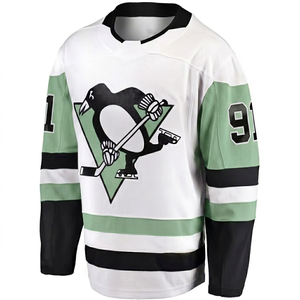 Jersey de hockey sobre hielo personalizado del fabricante, sublimado en blanco, verde menta y negro, de manga larga, transpirable, con número de equipo personalizado, corte regular. - Product Image 1