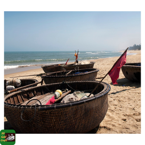 Bateau de pêche artisanal en bambou pour 2 à 4 personnes, stable et durable, respectueux de l'environnement, pour les loisirs nautiques et la pêche au Vietnam - Product Image 5
