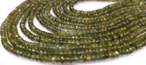 Perles d'apatite verte naturelle facettées en forme de rondelle de 4 à 5 mm, brin de 14 pouces de long - Product Image 2