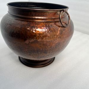 Jardinière décorative en fer avec finition cuivre antique, idéale pour balcon, jardin, terrasse, espaces intérieurs et décoration intérieure élégante - Product Image 4