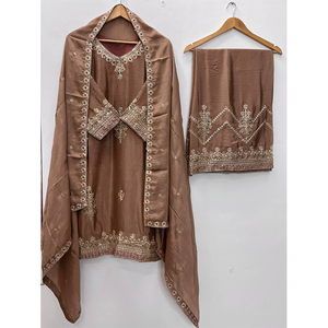 Meilleure collection de vêtements de style indien pour les occasions festives, collection de créateurs en pure soie chinon avec broderie et travail de sequins, ensemble sharara - Product Image 1