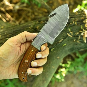Cuchillo de caza y desollado de hoja fija de acero de Damasco con gancho para tripas, mango de madera, espiga completa, personalizado OEM/ODM, con funda de cuero - Product Image 3