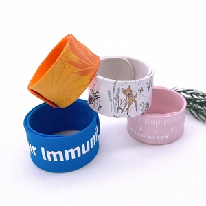 Barato logotipo personalizado impresión bofetada en banda Pat círculo PVC goma pulsera silicona bofetada pulsera para niños, Marktex - Product Image 4