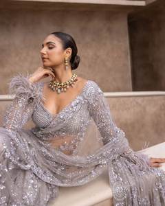 Sari en Georgette de Créateur avec Broderie, Paillettes et Volants, Entièrement Cousu pour les Mariages et les Fêtes Indiennes - Product Image 6