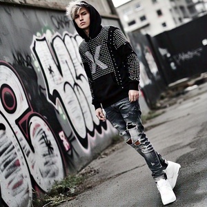 เสื้อฮู้ดมีซิปสำหรับผู้ชายเสื้อฮู้ดติดหมุดพลอยเทียมดีไซน์ใหม่เสื้อฮู้ดโอเวอร์ไซส์แบบกำหนดเอง - Product Image 2