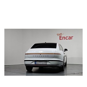 Hyundai Grandeur 2023, 3.5 LPG, 2WD, Automático, con Cámara Trasera, Estándar de Emisiones Euro V, Asientos de Cuero, Volante a la Izquierda - Product Image 4