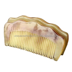 Accesorios para el cabello naturales hechos a mano de calidad superior, peines de cuerno pequeños para un estilo suave, técnica pulida de estilo Animal para regalos - Product Image 1