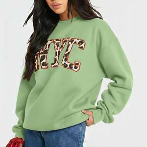 เสื้อสเวตเชิ้ตคอกลมโอเวอร์ไซส์สำหรับผู้หญิง NYC สีเทา พิมพ์ลายตัวอักษร ผ้าคอตตอนผสม ถักทอ สวมใส่สบายๆ ในฤดูใบไม้ร่วง - Product Image 1
