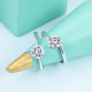 Anillo de Diamante Corte Esmeralda Premium con Piedra Preciosa en Oro de 18K/14K – Joyería para Aniversario y Promociones - Product Image 2