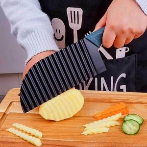 Cutter for Veggies Potatoes Crinkle Knife for Salad Chopping Cucumber Carrot Fruit Wave Knife Stainless Steel French Fry <b>Slicer</b> - Product Image 6