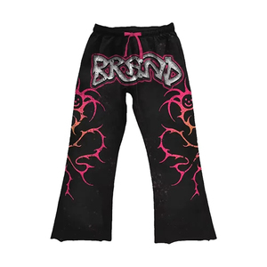 Ensemble unisexe hiver personnalisé avec imprimé graphique, respirant, écologique, en molleton de coton délavé à l'acide et strass, comprenant un sweat à capuche et un pantalon de survêtement - Product Image 4