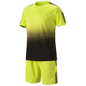 High Quiltay Fútbol Jersey Trajes Cuello en V Camiseta de manga corta y pantalones cortos Conjunto Niños Deportes Equipo Uniforme de entrenamiento - Product Image 3
