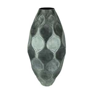 Jarrón de Metal Moderno Contemporáneo, Diseño Abstracto en Relieve, Color Gris Oscuro, Jarrón Alto para Flores - Product Image 2