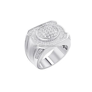 Anillo Ovalado de Lujo para Hombre en Plata de Ley 925 con Diamante Moissanita y Estilo de Piedra Brillante para Negocios de Joyería al por Mayor - Product Image 1
