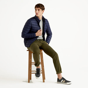 Veste matelassée légère pour homme avec logo personnalisé OEM, col montant, résistante à l'eau, chaude, coupe ajustée, pliable, pour l'hiver - Product Image 5