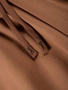 Conjunto deportivo acampanado y holgado con forro polar suave, cintura elástica y pantalones de pierna ancha para un estilo relajado pero cómodo. - Product Image 3