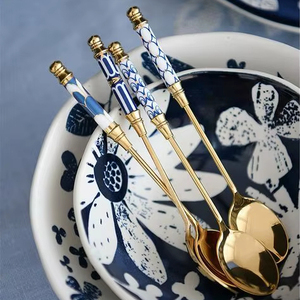 Vajilla y cubertería clásica inspirada en Windsor, diseñada para hostelería distinguida. - Product Image 1