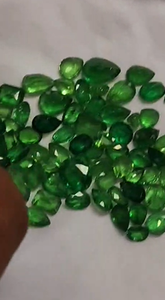 Piedra Preciosa Natural de Tsavorita Facetada de Alta Calidad, Color Verde, para la Elaboración de Joyas, Anillos y Colgantes - Product Image 4