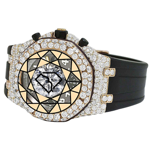 Reloj de pulsera personalizado estilo Hip Hop con bisel arcoíris, diamantes de laboratorio, caja redonda de 46 mm, oro rosa, pavé completo y correa de caucho negra. - Product Image 3
