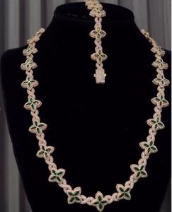 Collier Statement Fleur en Argent 925 Plaqué Or Rose de Luxe, Bijou Unisexe pour Mariage, Sertissage Griffe, Chaîne à Maillons Taille Baguette - Product Image 6