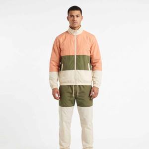 Conjunto de cortavientos de poliéster personalizado para marcas de ropa urbana estadounidenses con logotipo personalizado y ropa al por mayor - Product Image 1