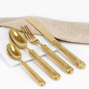 Ensemble de couverts inspiré des croisements culturels pour des tables mondaines, des réceptions expressives et des récits culinaires partagés - Product Image 1