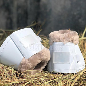 Botas de protección para caballos de alto rendimiento que ofrecen una protección confiable y duraderas para uso en establos y arenas. - Product Image 6