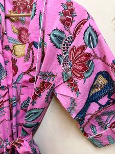 Bata Kimono 100% Algodón con Cuello en V para Mujer, Estampado Floral, Cierre con Cordón, Largo hasta el Tobillo, Ropa de Lujo para Spa y Descanso - Product Image 2