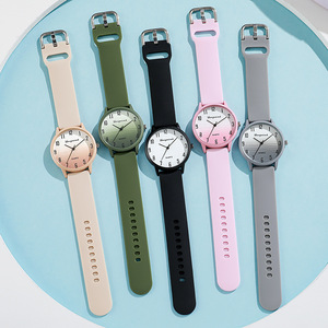 Casual Women's Student Fashionable Round Silicone Strap Quartz Watch with Pointer Dial - Product Image 4