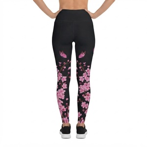Leggings de Cintura Alta con Estampado Floral para Mujer, Leggings Deportivos Elásticos de Longitud Completa, Tejido de Punto con Estampado Digital, Diseño de Flores de Cerezo en Negro y Rosa - Product Image 2