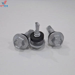 Tornillo para techos con recubrimiento anticorrosivo Dacromet para uso en la construcción de paneles de techo metálicos - Product Image 4