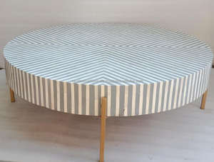 Renueva tu espacio vital con mesas de centro con incrustaciones de hueso únicas - Product Image 2