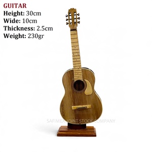 Modèles d'instruments de musique en bois de qualité supérieure : Violon/Guitare miniature, artisanat souvenir, bois massif personnalisé, fabriqué en usine au Vietnam - Product Image 3