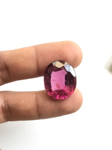 Piedra Preciosa Suelta Calibrada de Rubelita Rosa Natural de 21.50 Quilates, Corte Ovalado, para la Elaboración de Joyería Fina - Product Image 5