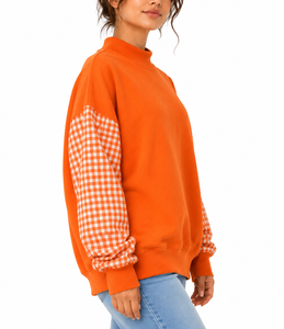 Sweat-shirt personnalisé pour femme à col montant, motif gingham, lettres appliquées, manches patchwork, épaules tombantes, coupe oversize, fabrication sur mesure - Product Image 3