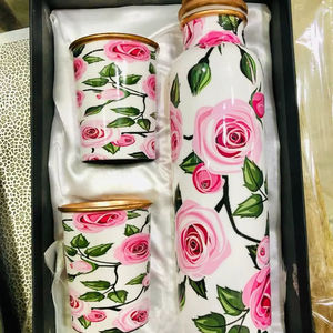 Bouteille en cuivre pour le stockage de l'eau potable, récipient naturel sûr pour une hydratation saine à la maison, dans la cuisine et au bureau. - Product Image 1