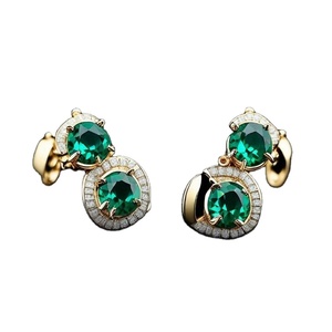 Ensemble de boucles d'oreilles en argent sterling 925 faites à la main de style mignon comprenant un quart d'émeraude en diamant pour les mariages, les fêtes, l'approvisionnement en gros - Product Image 1