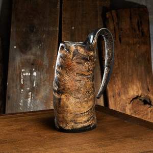 Tazas de cuerno en tono ámbar que ofrecen una visión cálida y agradable con un acabado natural, calidad artesanal y fiabilidad a largo plazo. - Product Image 5