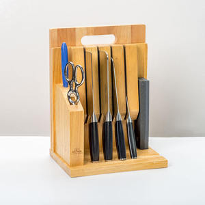 Juego de Cuchillos de Madera JAYA MATA con Tabla de Cortar, Juego de Cuchillos de Cocina con Mango de Madera Resistente, Hecho en Malasia - Product Image 6