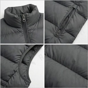 Veste matelassée légère sans manches personnalisée en gros Veste matelassée à capuche épaisse et brillante pour hommes en duvet de canard en plumes - Product Image 4