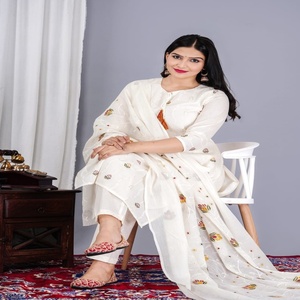 NIYANI Women's Elegant White Cotton Traditional Wedding Kurta Set Delicate Floral Embroidery Soft Dupatta Ethnic Wear Regular - Product Image 1