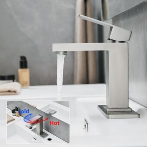 Rubinetto a cascata monocomando a 1 foro con scarico a scomparsa, tubi di alimentazione e piastra di montaggio per lavabo da bagno - Product Image 4