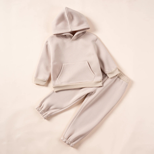Ensemble 2 pièces en coton biologique pour bébés garçons, survêtements pour enfants avec pantalon long imprimé personnalisable de haute qualité et respirant, OEM - Product Image 6