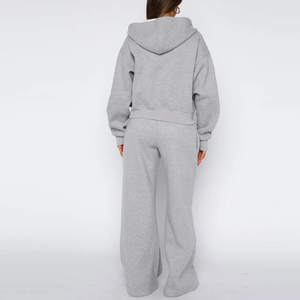 Ensemble de survêtement pour femme, personnalisé, style mode, avec sweat à capuche surdimensionné doublé sherpa et pantalon de survêtement à jambes larges - Product Image 2