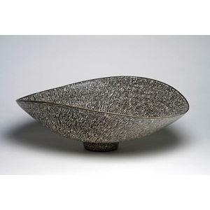 Tazón de Lujo para Servir Comida, con Textura Única y Elegante, Color Negro, Aspecto Atractivo, para Hogar u Hotel, a un Precio Impresionante - Product Image 1